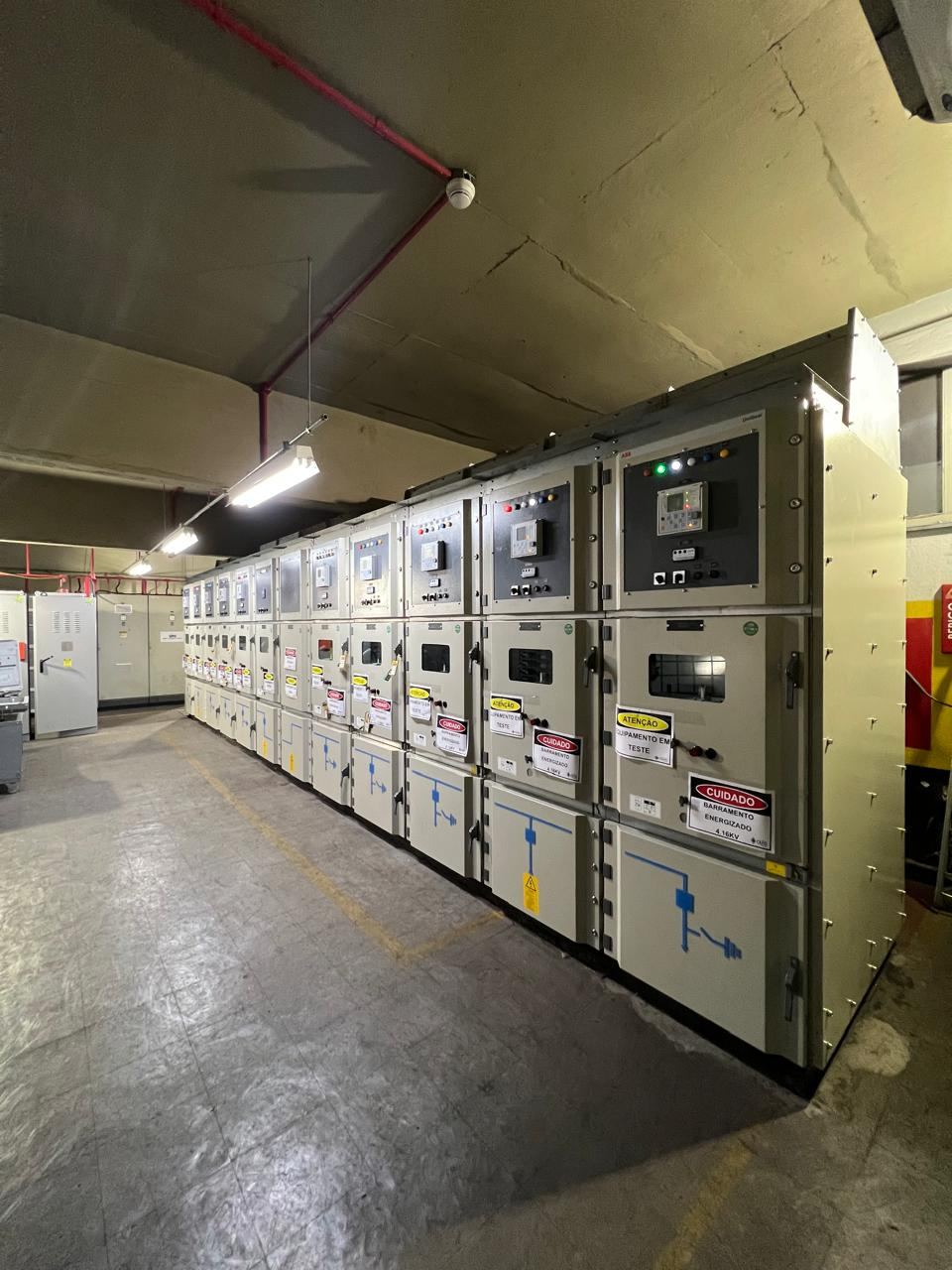 Montagem e Instalações Elétricas